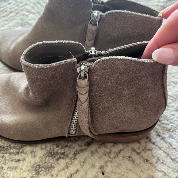 Dolce Vida tan boots - Picture 3 of 4